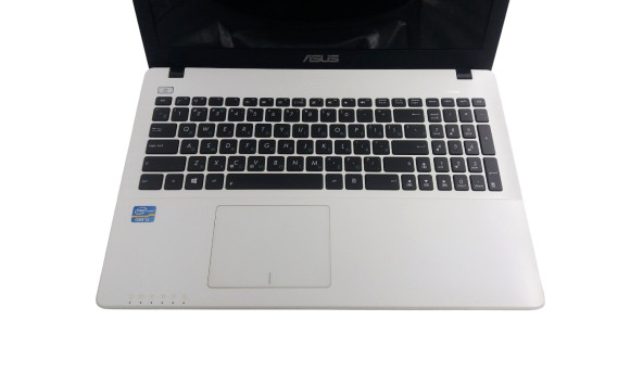 Ноутбук Asus X550C Intel Core i3-3217U 8 GB RAM 120 GB SSD 320 GB HDD [15.6"] - Б/В - 609628