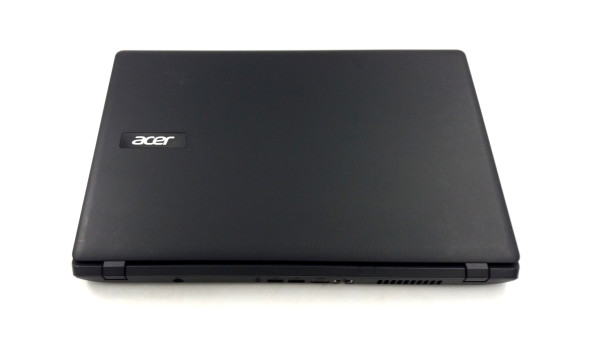 Ноутбук Acer Aspire ES1-520 AMD E1-2500 6 GB RAM 500 GB HDD [15.6"] - Б/У