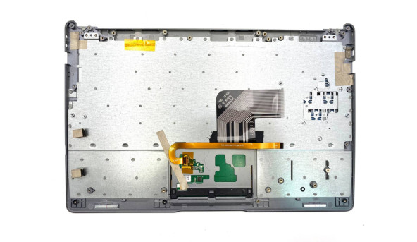 Середня частина корпусу для ноутбука Prestigio 133S Б/В - 610182