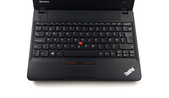 Нетбук Lenovo ThinkPad X131e AMD E1-1200 4 GB RAM 320 GB HDD [11.6"] - Б/В