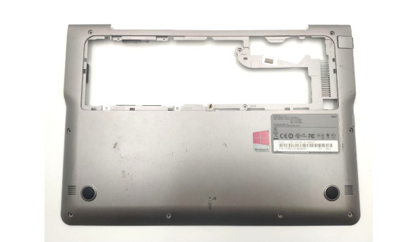 Нижняя часть корпуса для ноутбука Samsung 535U NP530U3B NP530U3C NP535U3C BA75-03713K Б/У