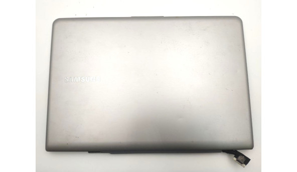 Верхняя часть корпуса матрица крышка рамка шлейф для ноутбука Samsung 535U Б/У - 612227