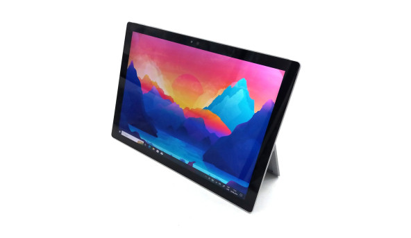 Планшет Microsoft Surface Pro 4 Intel Core i5-6300U 8 GB RAM 256 GB SSD [IPS 12.3"] - Б/У - 612331