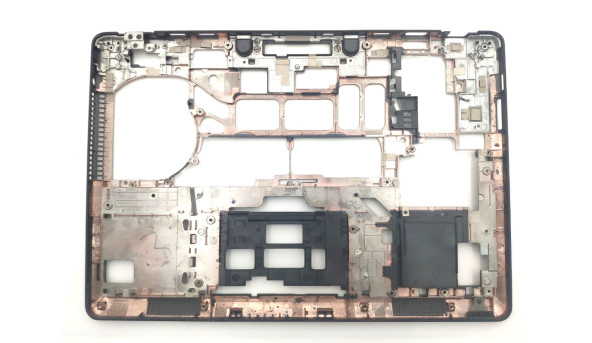 Нижня частина корпуса для ноутбка Dell Latitude E5450 AP13D000800 Б/В - 613900