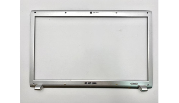 Рамка матрицы корпуса для ноутбука Samsung R730 NP-R730 (BA75-02397B) Б/У - 614273