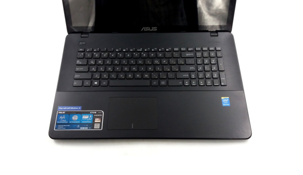 Сенсорний ноутбук Asus K751M Intel Pentium N3540 8 GB RAM 240 GB SSD [17.3"] - Б/В - 616326