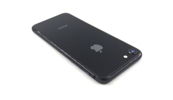 Смартфон Apple iPhone 8 2GB/64GB 7/12 MP NFC iOS 16.7.8 [IPS 4.7"] - Б/В - 621618