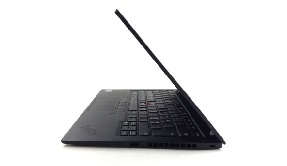 Сенсорний ноутбук Lenovo ThinkPad X1 Carbon Gen 7 Intel Core I7-8665U 16 GB RAM 512 GB SSD [IPS 14" FullHD] - Б/В - 624198