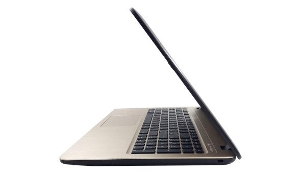 Ігровий ноутбук Asus X540UV Intel Core I3-6006U 8 GB RAM 500 GB HDD NVIDIA GeForce 920MX [15.6"] - Б/В - 625809