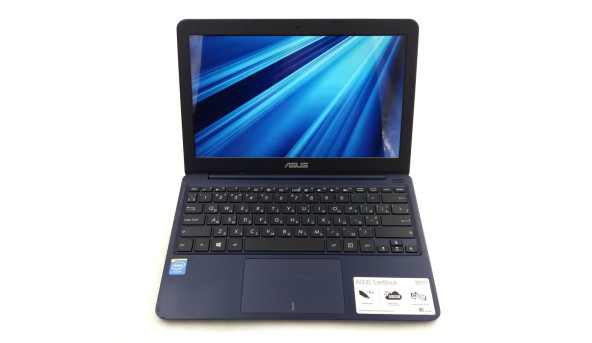 Нетбук Asus EeeBook X205TA Intel Atom Z3735F 2 GB RAM 32 GB SSD [11.6"] - Б/У