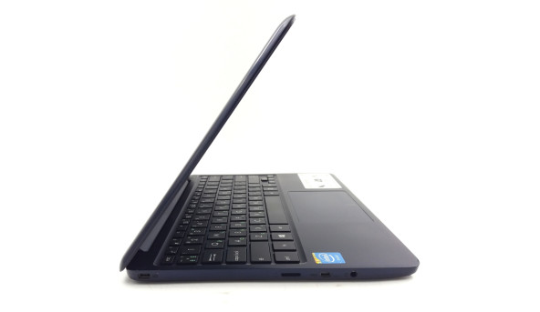 Нетбук Asus EeeBook X205TA Intel Atom Z3735F 2 GB RAM 32 GB SSD [11.6"] - Б/В - 625870