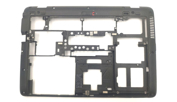 Нижняя часть корпуса для ноутбука HP Elitebook 820 G2 765603-001 6070B0770801  Б/У
