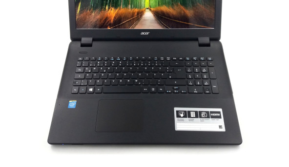 Ноутбук Acer Aspire ES1-711 Intel Celeron N2940 8 GB RAM 128 GB HDD [17.3"] - Б/В - 627049