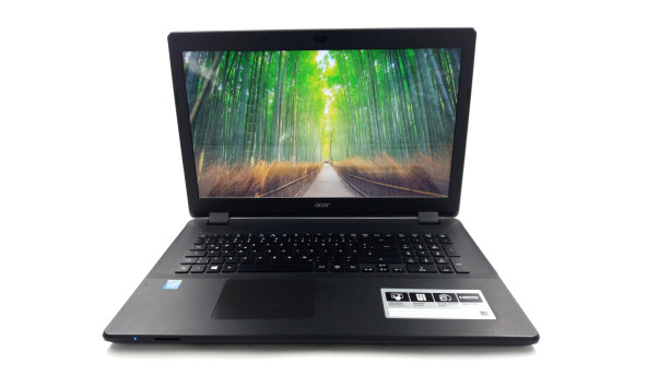 Ноутбук Acer Aspire ES1-711 Intel Celeron N2940 8 GB RAM 128 GB HDD [17.3"] - Б/В - 627049