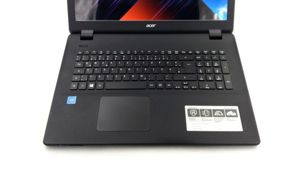 Ноутбук Acer Aspire ES1-731 Intel Celeron N3060 8 GB RAM 120 GB HDD [17.3"] - Б/В - 627050