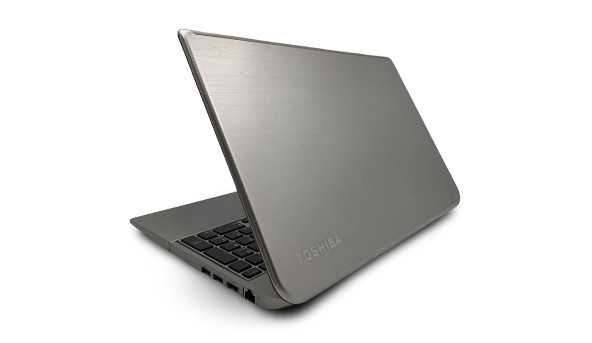 УЦІНКА! Ігровий ноутбук Toshiba M50-A Intel Core i3-4010U 8GB RAM 256GB SSD GeForce 740M [15.6"] - Б/В - 627058