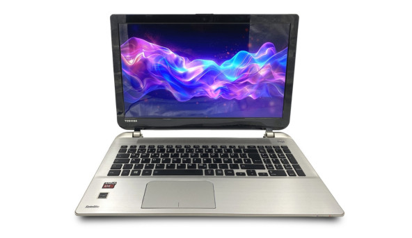Ноутбук Toshiba Satellite S50D-B AMD A10-7300 8 GB RAM 120 GB SSD [15.6"] - Б/У