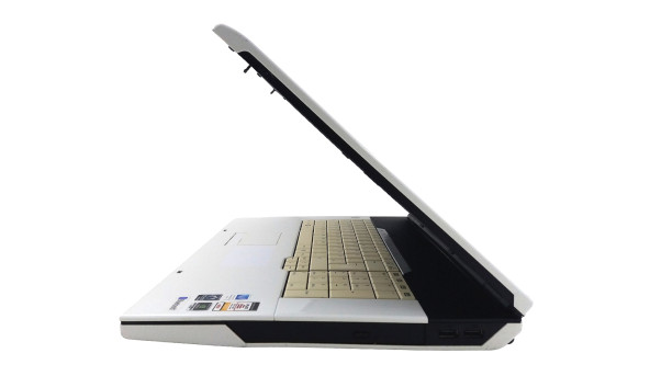 Ноутбук Fujitsu Siemens AMILO Xi 3650 Core 2 Duo T5800 4 RAM 128 SSD 160 HDD GeForce 9600M GT [18.5"] - Б/В - 627083