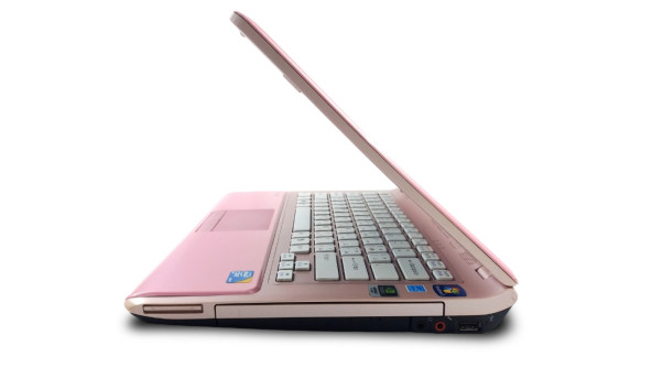 Ноутбук Sony VAIO PCG-61112L Intel Core 2 Duo T6600 6 GB RAM 120 GB SSD NVIDIA GeForce G210M [14"] - Б/В - 627089