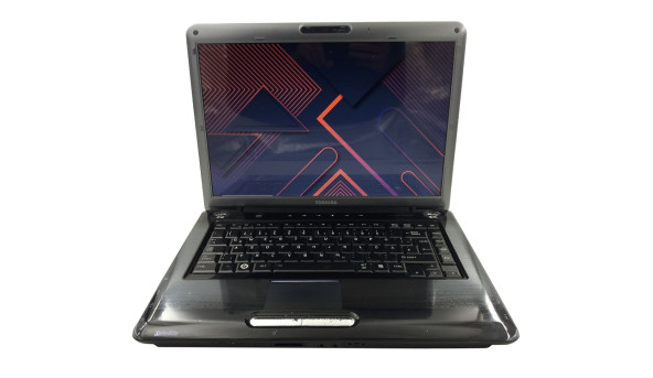 Ноутбук Toshiba Satellite A300 Intel Core 2 Duo T8100 4 GB RAM 2 х 250 GB HDD Radeon HD 3650 [15.4"] - Б/В - 627108
