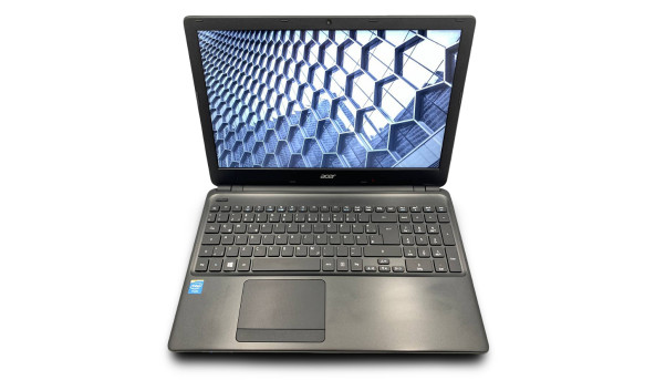 Ноутбук Acer E1-510 Intel PENTIUM N3520 8 GB RAM 240 GB SSD [15,6"] - Б/В