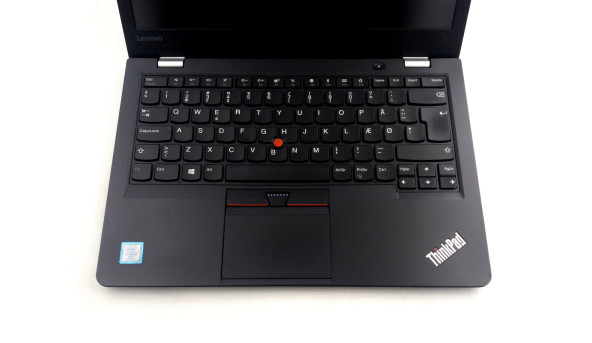 Ноутбук Lenovo 13 2nd Gen Intel Core I5-7300U 8 GB RAM 256 GB SSD [IPS 13.3" FullHD] - Б/У - 627467