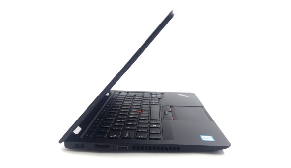 Ноутбук Lenovo 13 2nd Gen Intel Core I5-7300U 8 GB RAM 256 GB SSD [IPS 13.3" FullHD] - Б/У - 627467