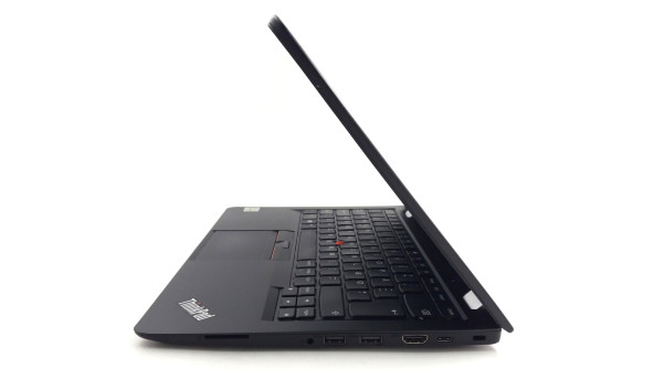 Ноутбук Lenovo 13 2nd Gen Intel Core I5-7300U 8 GB RAM 128 GB SSD [IPS 13.3" FullHD] - Б/У - 627492