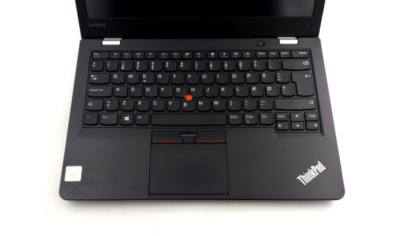 Ноутбук Lenovo 13 2nd Gen Intel Core I5-7300U 8 GB RAM 128 GB SSD [IPS 13.3" FullHD] - Б/У - 627492