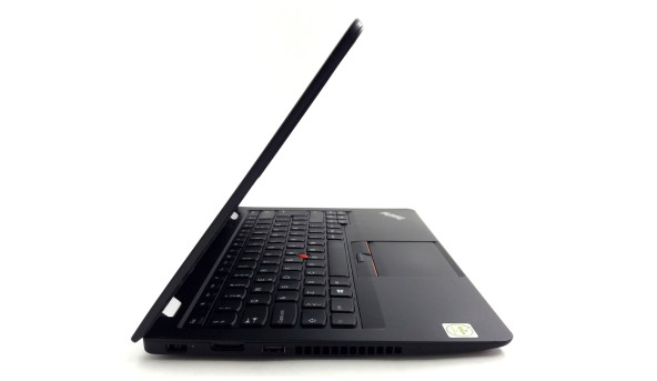 Ноутбук Lenovo 13 2nd Gen Intel Core I5-7300U 8 GB RAM 128 GB SSD [IPS 13.3" FullHD] - Б/У - 627492