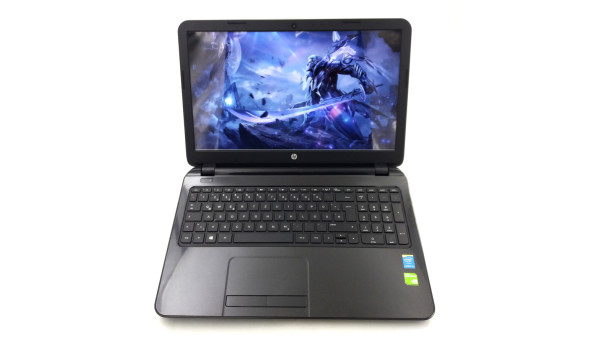 Игровой ноутбук HP 15-R Intel Core I5-5200U 8 GB RAM 128 GB SSD 640 GB HDD NVIDIA GeForce 820M [15.6"] - Б/У