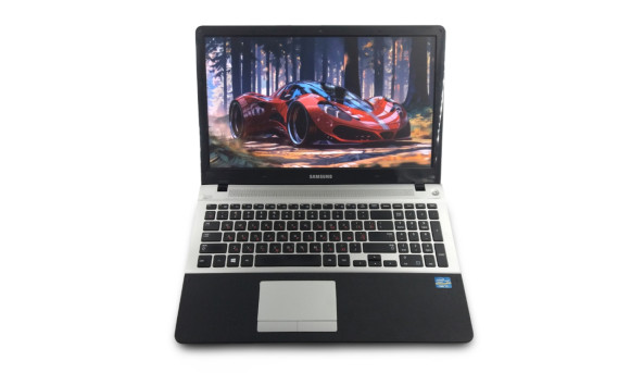Ігровий ноутбук Samsung NP450R5E Intel Core I5-3230 8 RAM 128 SSD NVIDIA GeForce GT 710M [15.6"] - Б/В