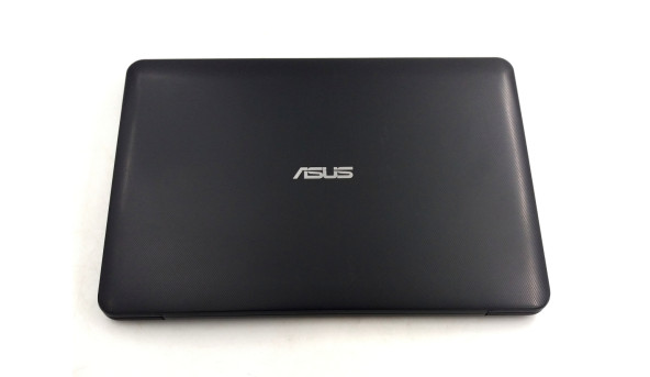 Ноутбук Asus F555Y AMD A6-7310 8 GB RAM 120 GB SSD [15.6"] - Б/У - 628383