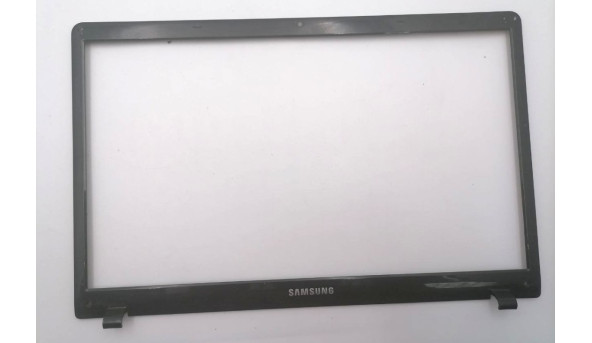 Рамка матриці для ноутбука Samsung NP300E5C NP300E5Z BA61-01717A Б/В