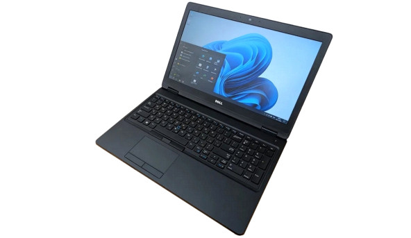 Игровой ноутбук Dell Latitude 5590 Intel Core i7-8650U 16 RAM 256 SSD Nvidia GeForce MX130 [15.6 FullHD] - Б/У - 629653