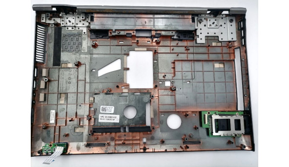 Нижня частина корпуса для ноутбука Dell Vostro 3750 Inspiron N7110 (3CV03BCW100) Б/В - 629812