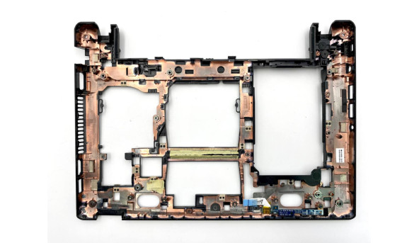 Нижняя часть корпуса для ноутбука ACER ASPIRE V5-131 V5-171 ONE 756 Chromebook C710 (AP0RO000400) Б/У