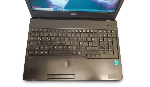 Ноутбук Fujitsu LifeBook A555 Intel Core I5-6300U 8 GB RAM 128 GB SSD [15.6" ] - Б/У - 629930