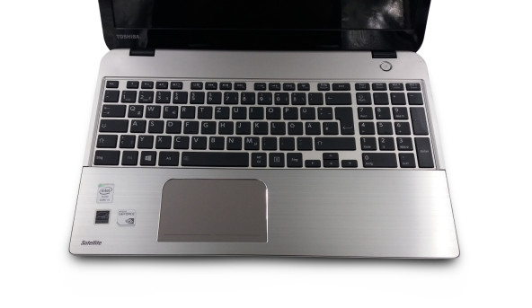 Ігровий ноутбук Toshiba M50-A Intel Core I5-4200U 8 GB RAM 240 GB SSD nVidia GeForce GT 740M [15.6"] - Б/В - 630027