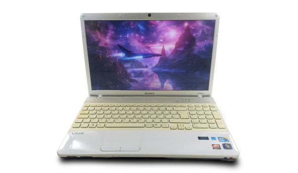 Ноутбук Sony VAIO PCG-71211M Intel Core I3-350M 8 RAM 120 SSD 320 HDD ATI Radeon HD 5470 [15.6"] - Б/В - 630041