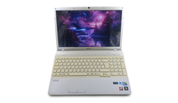 Ноутбук Sony VAIO PCG-71211M Intel Core I3-350M 8 RAM 120 SSD 320 HDD ATI Radeon HD 5470 [15.6"] - Б/В