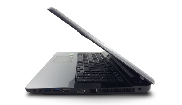 Ігровий ноутбук Toshiba Satellite L70-A Core i5-3230M 8 RAM 128 SSD 750 HDD nVIDIA GeForce 740M [17.3"] - Б/В - 630069