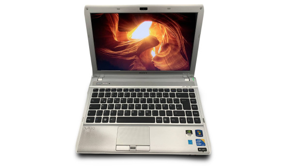 Ноутбук Sony pcg-51112M Intel Core i5-520M 6 GB RAM 128 GB SSD + 250 GB HDD GeForce 310M [13.3"] - Б/В
