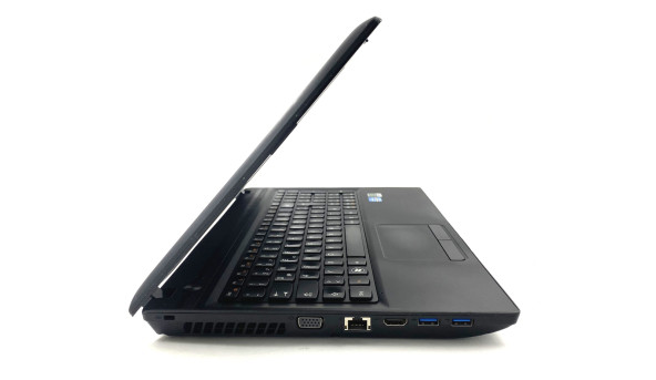 Уцінка! Ігровий ноутбук Lenovo IdeaPad N581 Core I5-3210M 6 RAM 128 SSD 500 HDD GeForce 610M [15.6"] - Б/В - 630097