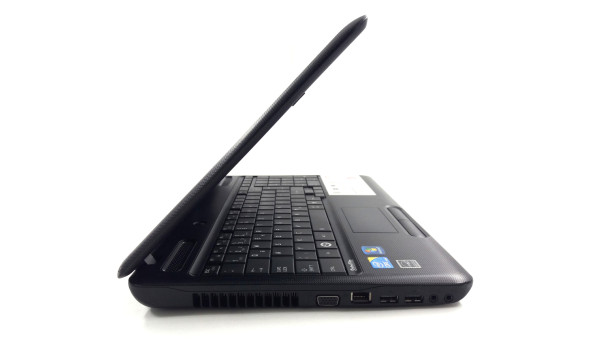 Ноутбук Toshiba Satellite C660 Intel Core I3-330M 6 RAM 120 SSD [15.6"] - Б/В - 630135