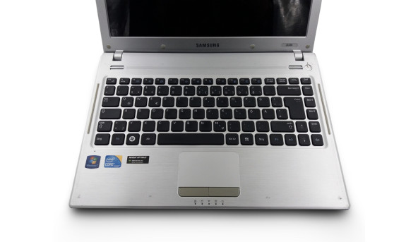 Ноутбук Samsung Q330 i5-480M 8 GB RAM 640 GB HDD nVidia GeForce 310M [13.3"] - Б/У - 630155