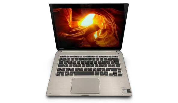 Ноутбук Toshiba Kira 102 PSU8SE Intel Core i7-4510U 8 GB RAM 128 GB SSD [13.3" ]  Б/В