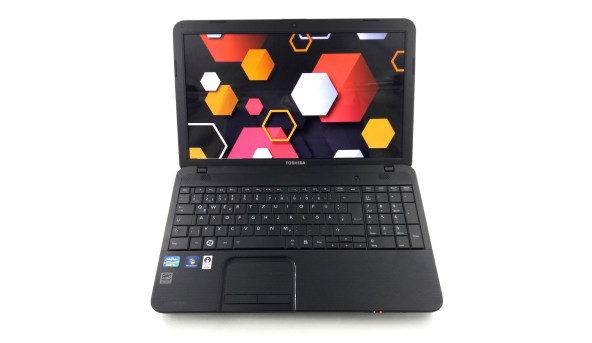 Ноутбук Toshiba Satellite C850 Intel Core I5-3210M 8 GB RAM 120 GB SSD [15.6"] - Б/В