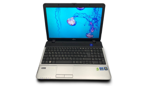 Ноутбук Fujitsu Lifebook A531 Intel Core i5-2430M 8 GB RAM 128 GB SSD [15.6"] -  Б/В