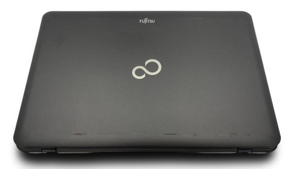 Ноутбук Fujitsu Lifebook A531 Intel Core i5-2430M 8 GB RAM 128 GB SSD [15.6"] - Б/В - 630240
